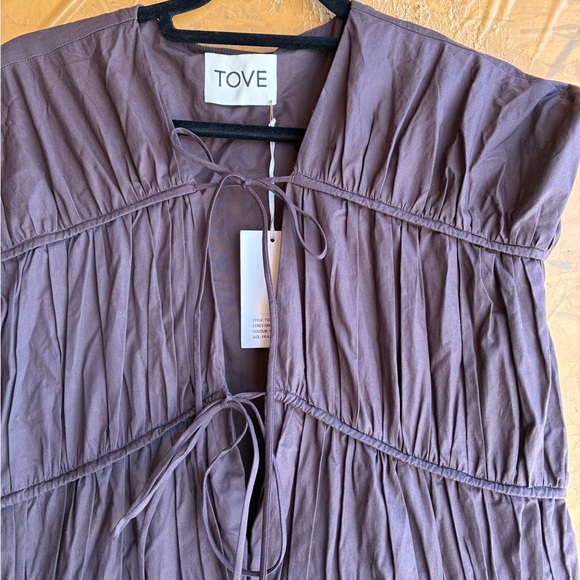 NWT TOVE Ceres Gathered Midi Dress in Brown
Size X-Large (FR 42/UK 14) - Picture 8 of 15